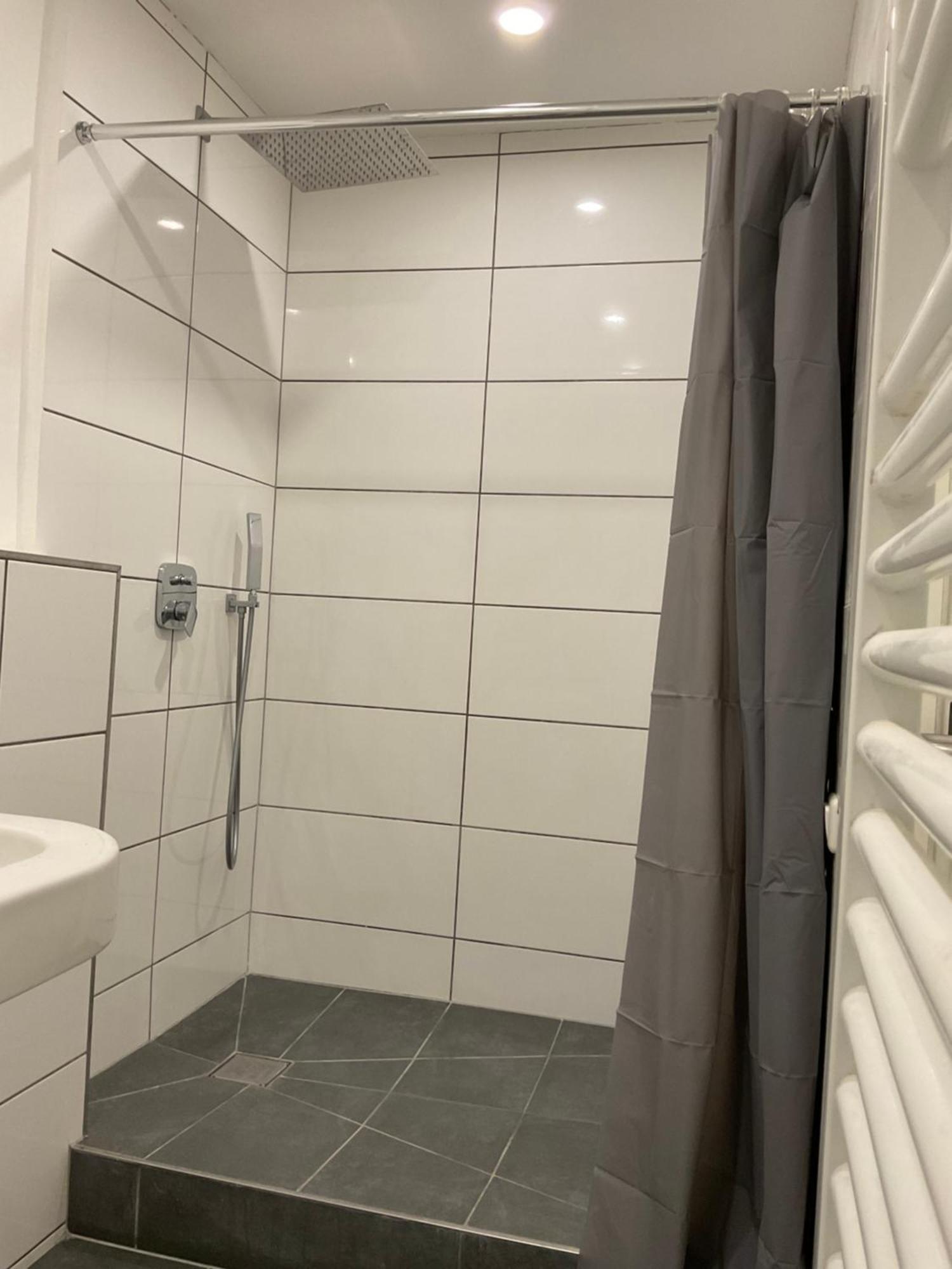Modernes Studio Am Dreilaendereck Alsdorf Luaran gambar
